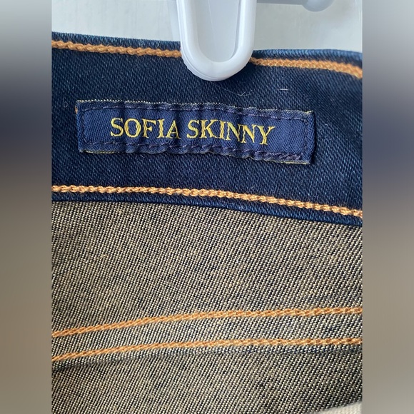 Lucky Brand jeans. Sofia Skinny. Size 6/28 - Picture 7 of 7